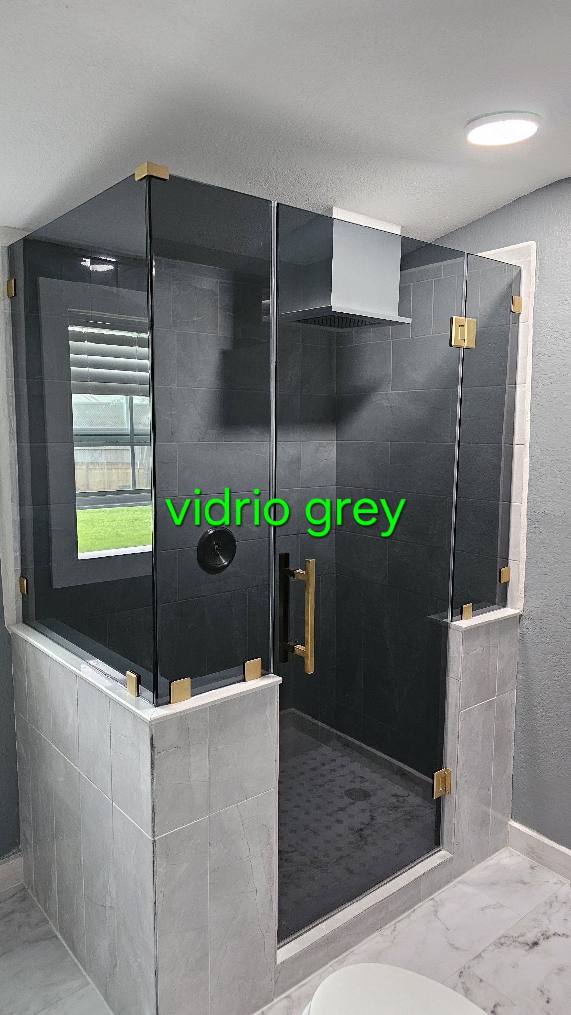 Vidrio Grey